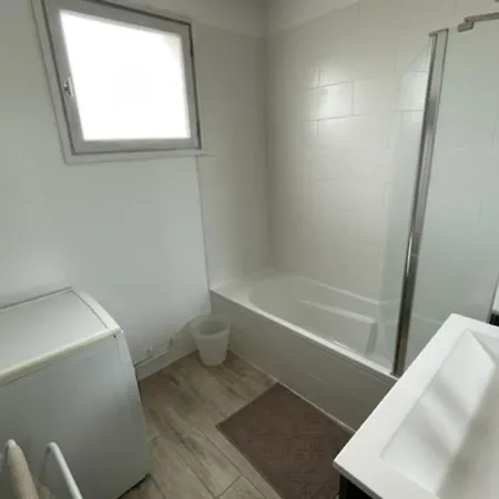 아파트 Nice 50m With Terrace 12m2 - 8min From The Beach 사나리쉬르메르